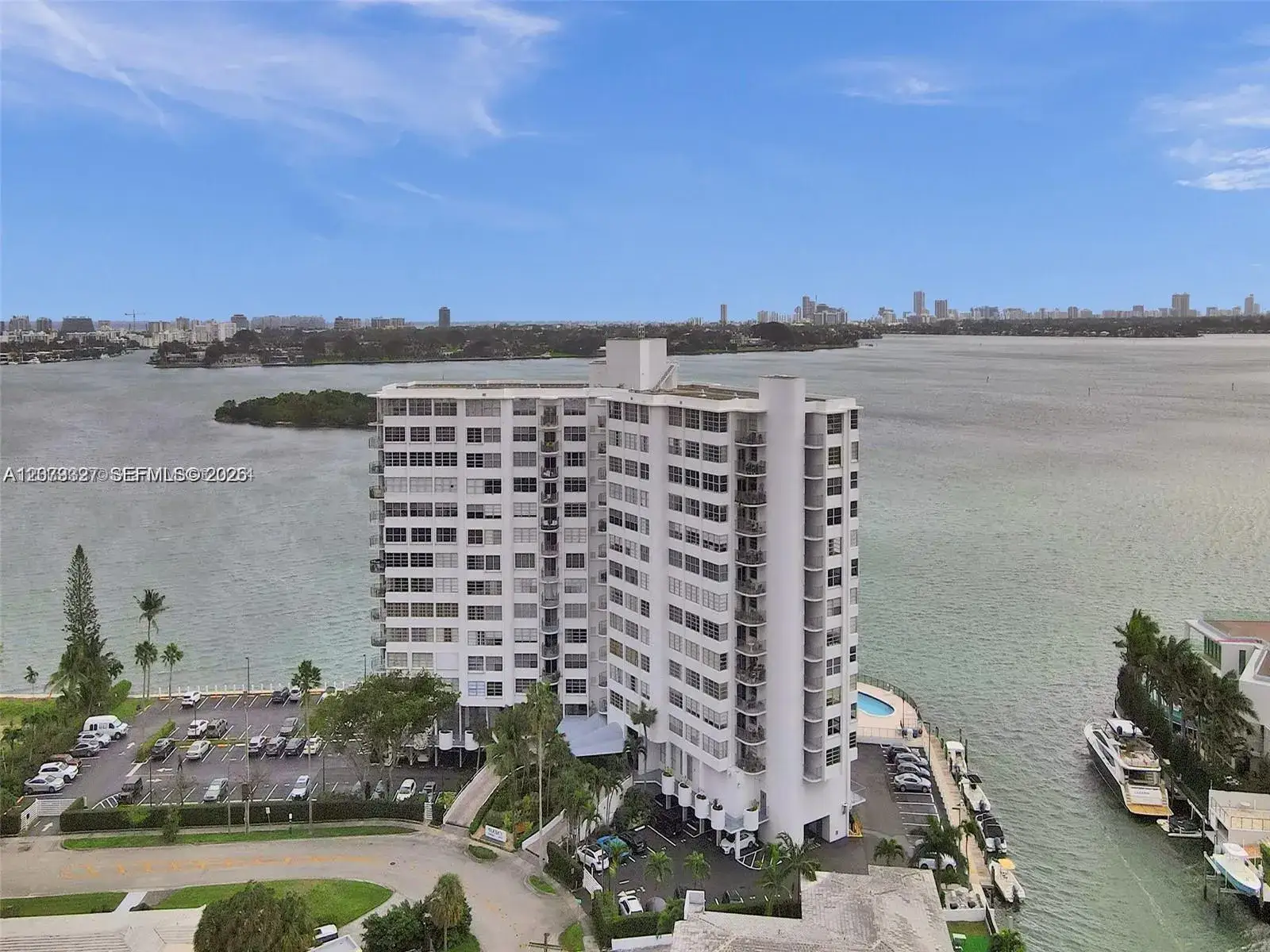1 bedroom 2 bath Residential for sale at 11930 N Bayshore Dr # 1407, North Miami FL 33181