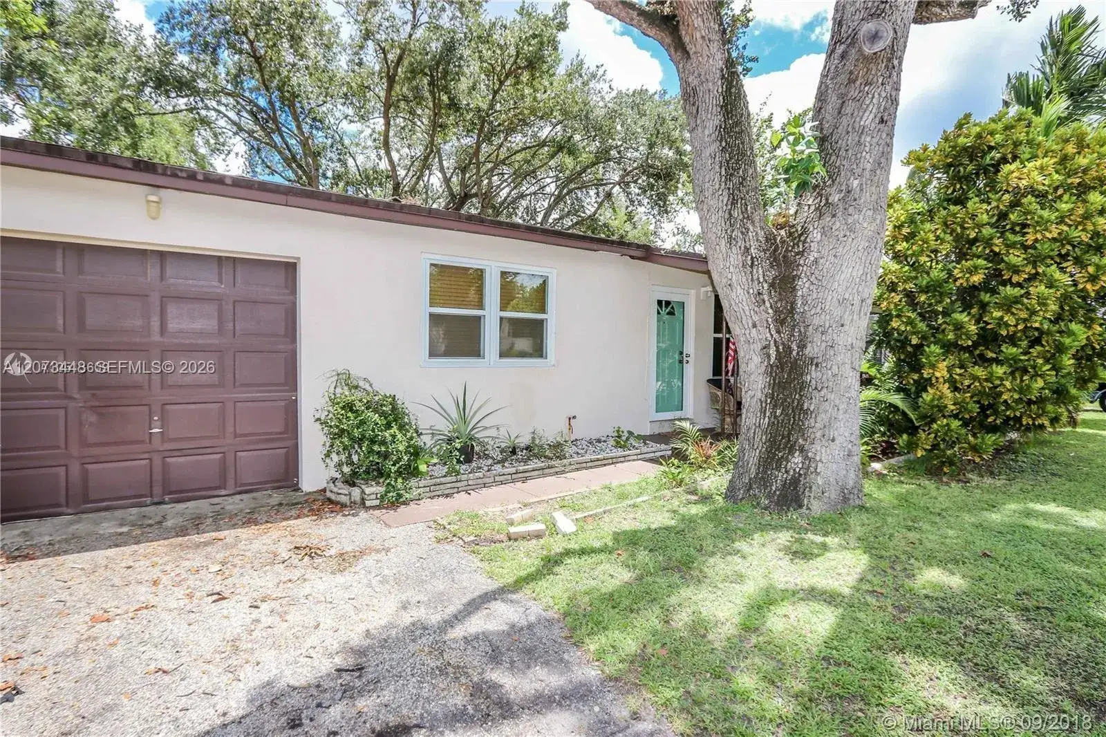 2 bedroom 1 bath Residential Lease for rent at 2274 SW 44th St # 2276, Fort Lauderdale FL 33312