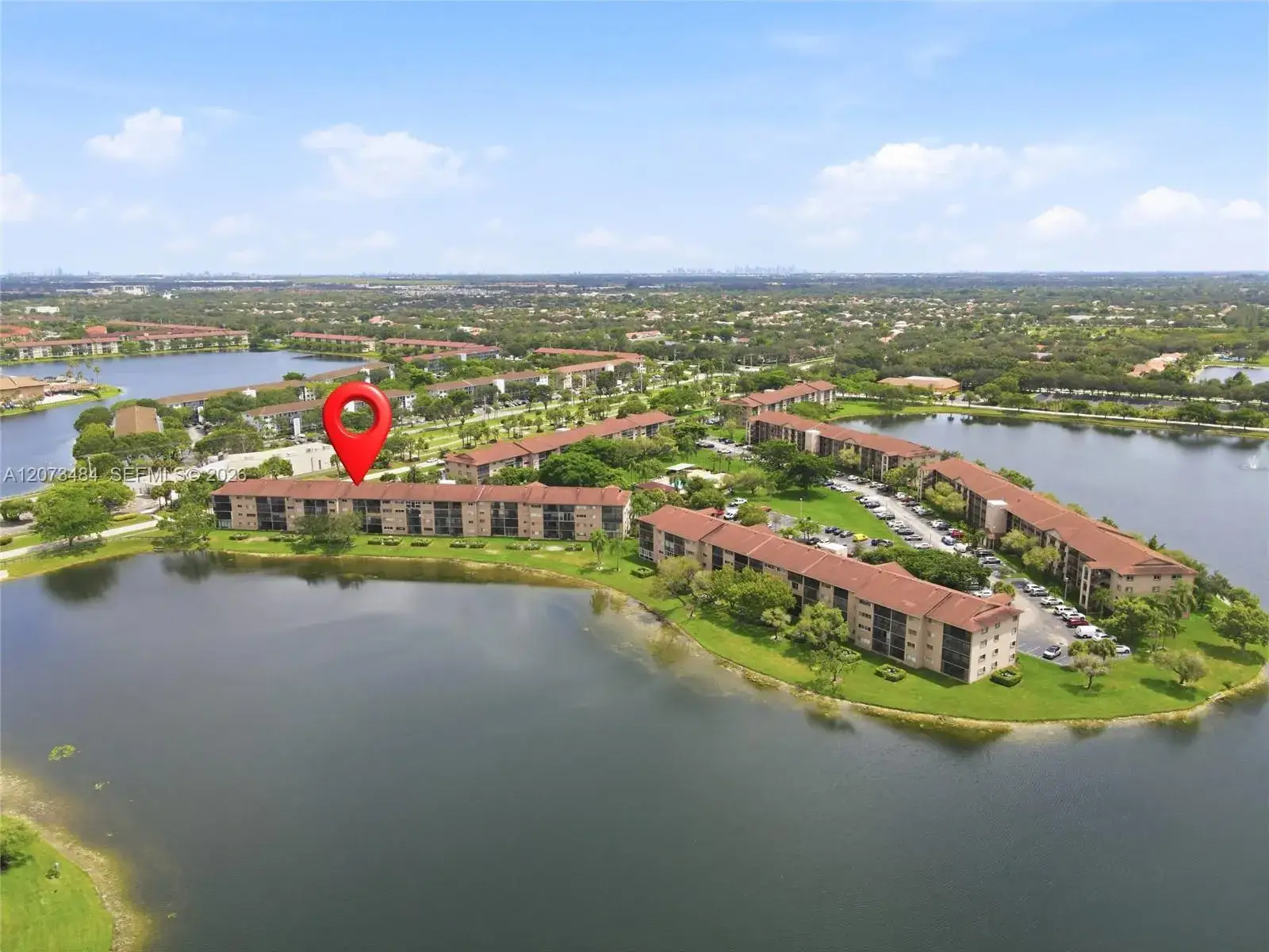 1 bedroom 1 bath Residential for sale at 13701 SW 12th St # 311A, Pembroke Pines FL 33027