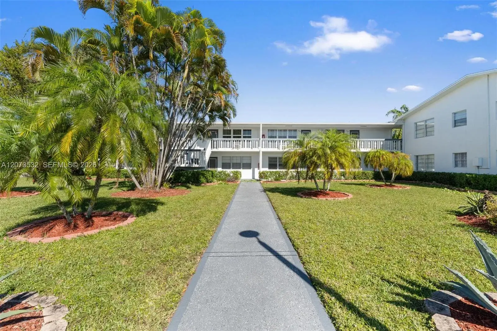 1 bedroom 1 bath Residential for sale at 235 Prescott L # 235, Deerfield Beach FL 33442