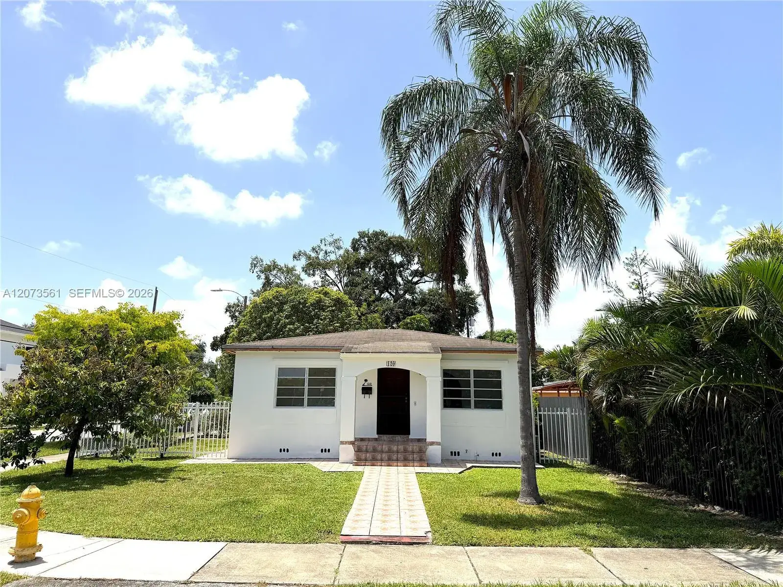 3 bedroom 2 bath Residential for sale at 120 SW 59th Ave, Miami FL 33144