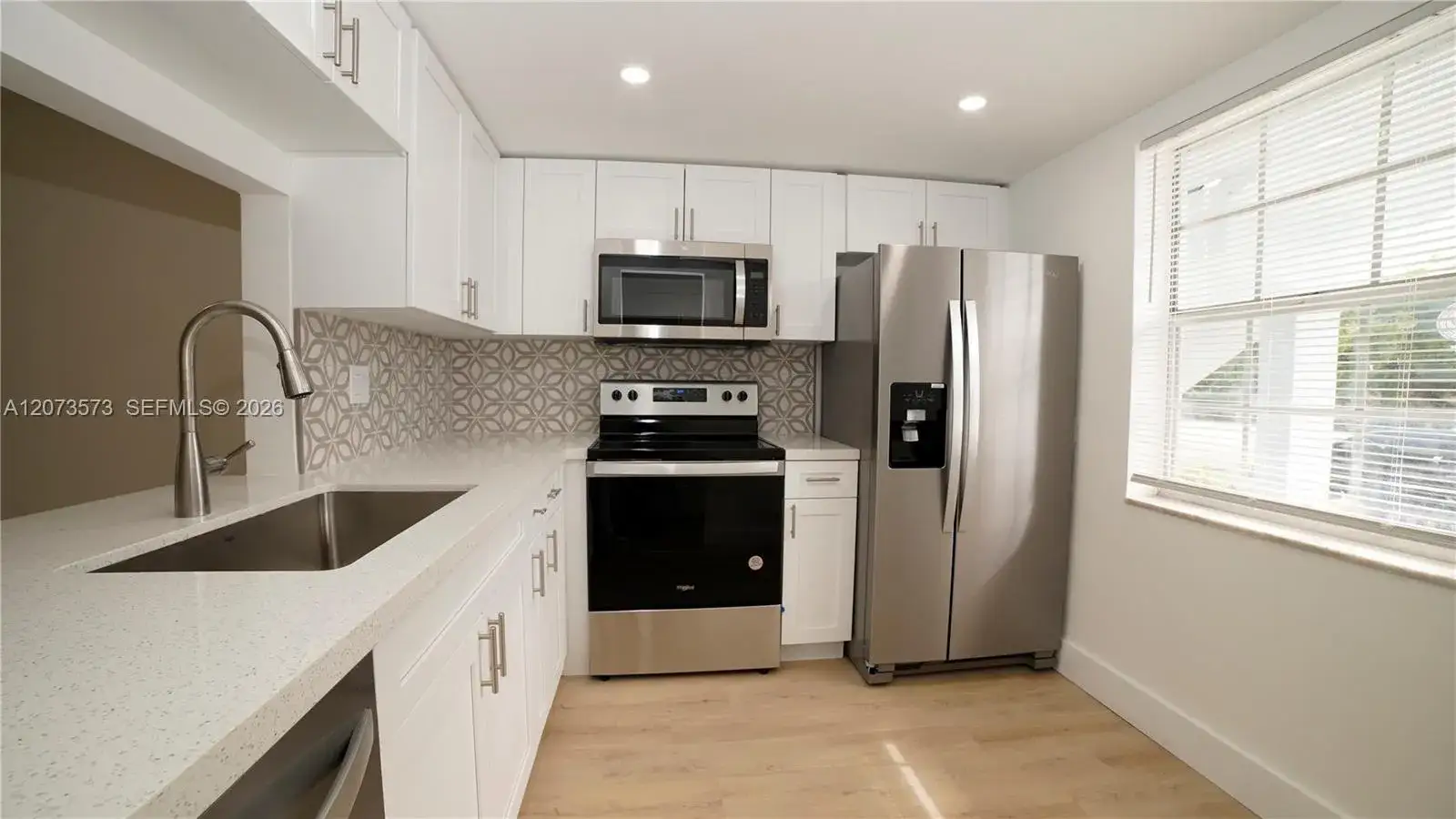 2 bedroom 2 bath Residential Lease for rent at 4291 NW 9th Ave # 101, Deerfield Beach FL 33064