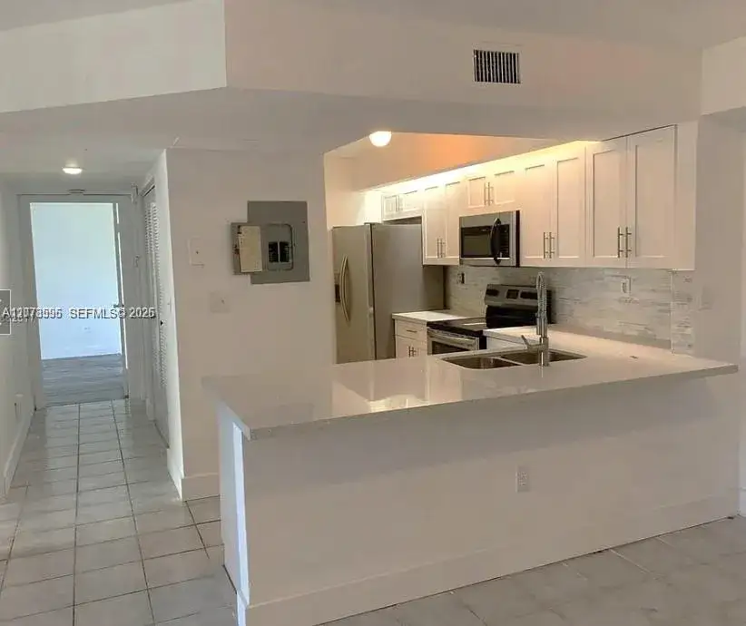 2 bedroom 2 bath Residential for sale at 8670 SW 212th St # 105, Cutler Bay FL 33189
