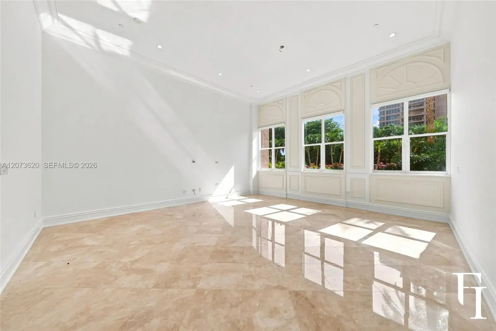 60 Edgewater Dr, Coral Gables FL 33133