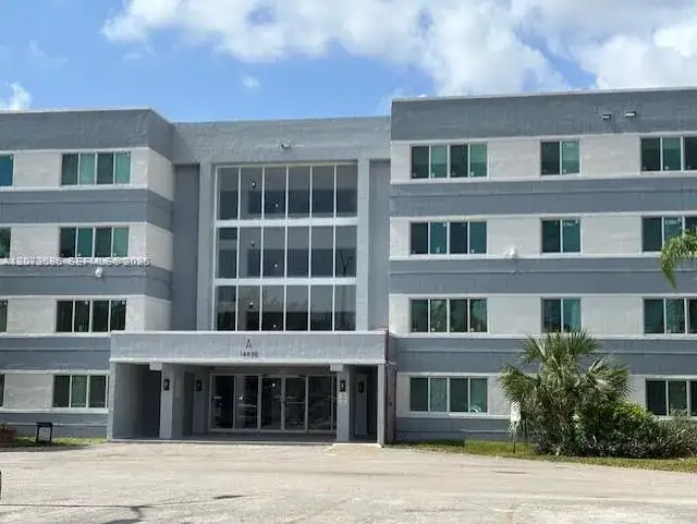 2 bedroom 1 bath Residential Lease for rent at 14830 Naranja Lakes Blvd, Homestead FL 33032