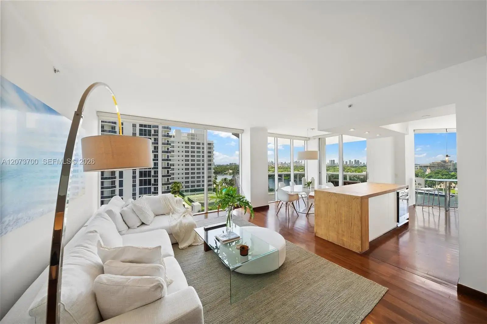 2 bedroom 2 bath Residential Lease for rent at 4779 Collins Ave # 1005, Miami Beach FL 33140