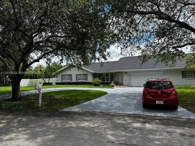 4 bedroom 2 bath Residential Lease for rent at 14763 SW 152nd Pl, Miami FL 33196