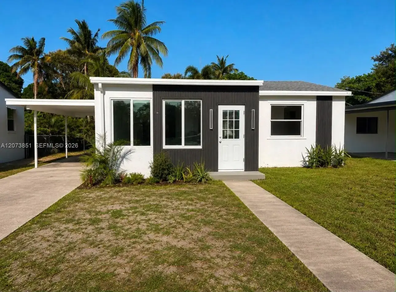 3 bedroom 2 bath Residential for sale at 825 S 28th Ave, Hollywood FL 33020