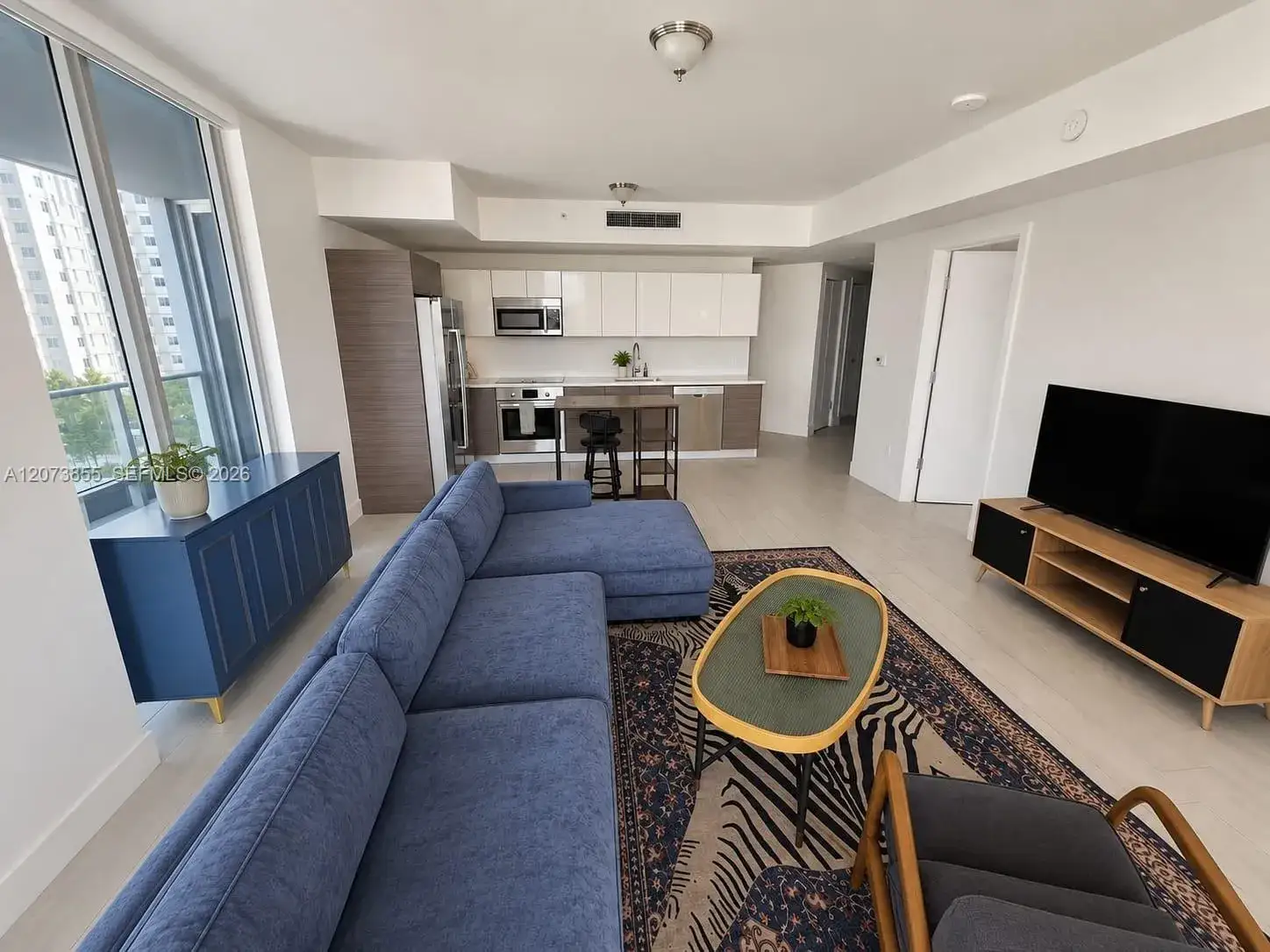 2 bedroom 2 bath Residential Lease for rent at 1010 SW 2nd Ave # 1409, Miami FL 33130