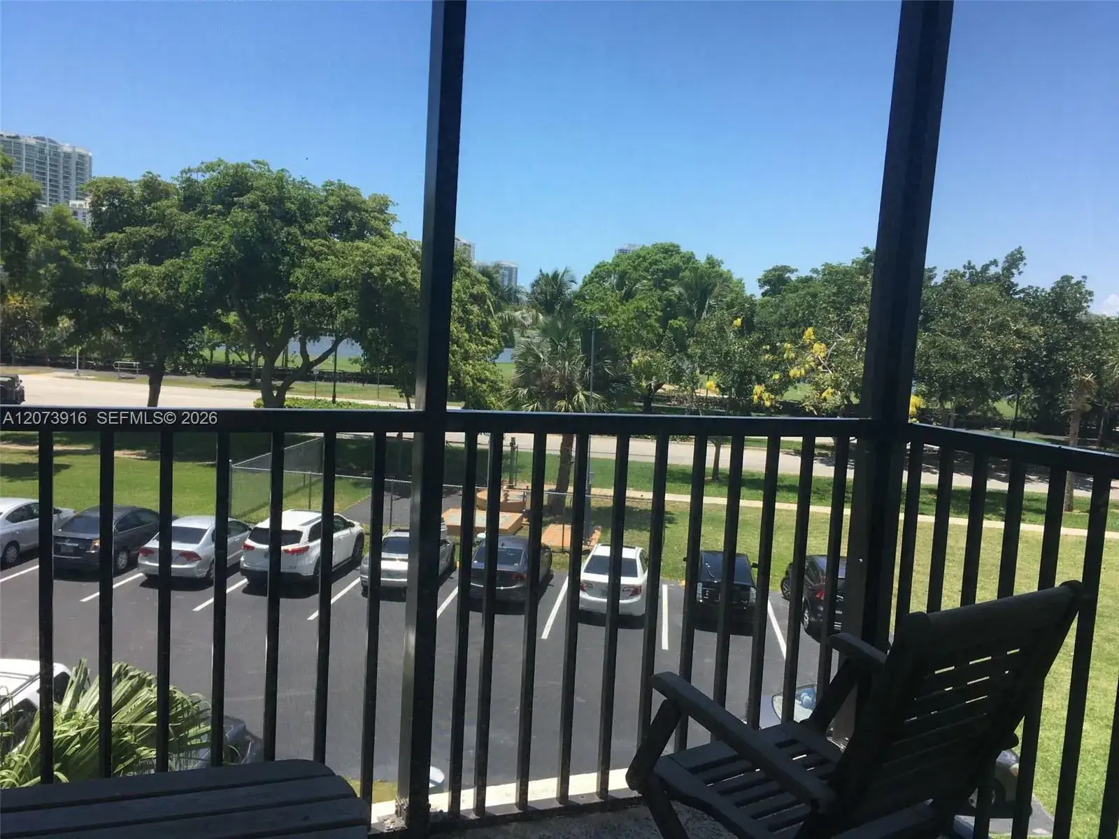 3475 N Country Club Dr # 309, Aventura FL 33180