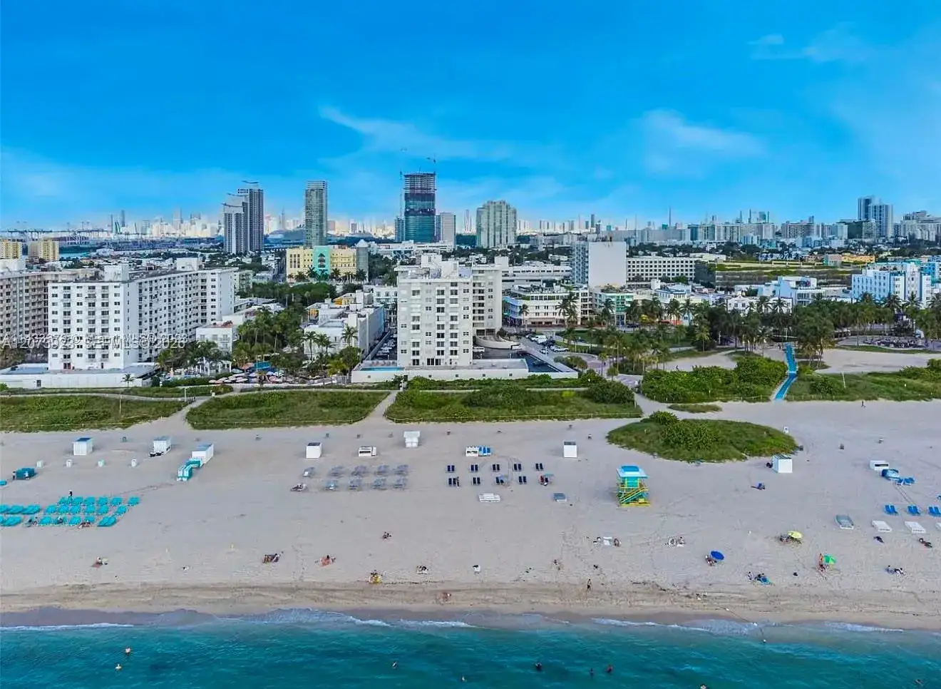 1 bedroom 1 bath Residential Lease for rent at 465 Ocean Dr # 219, Miami Beach FL 33139