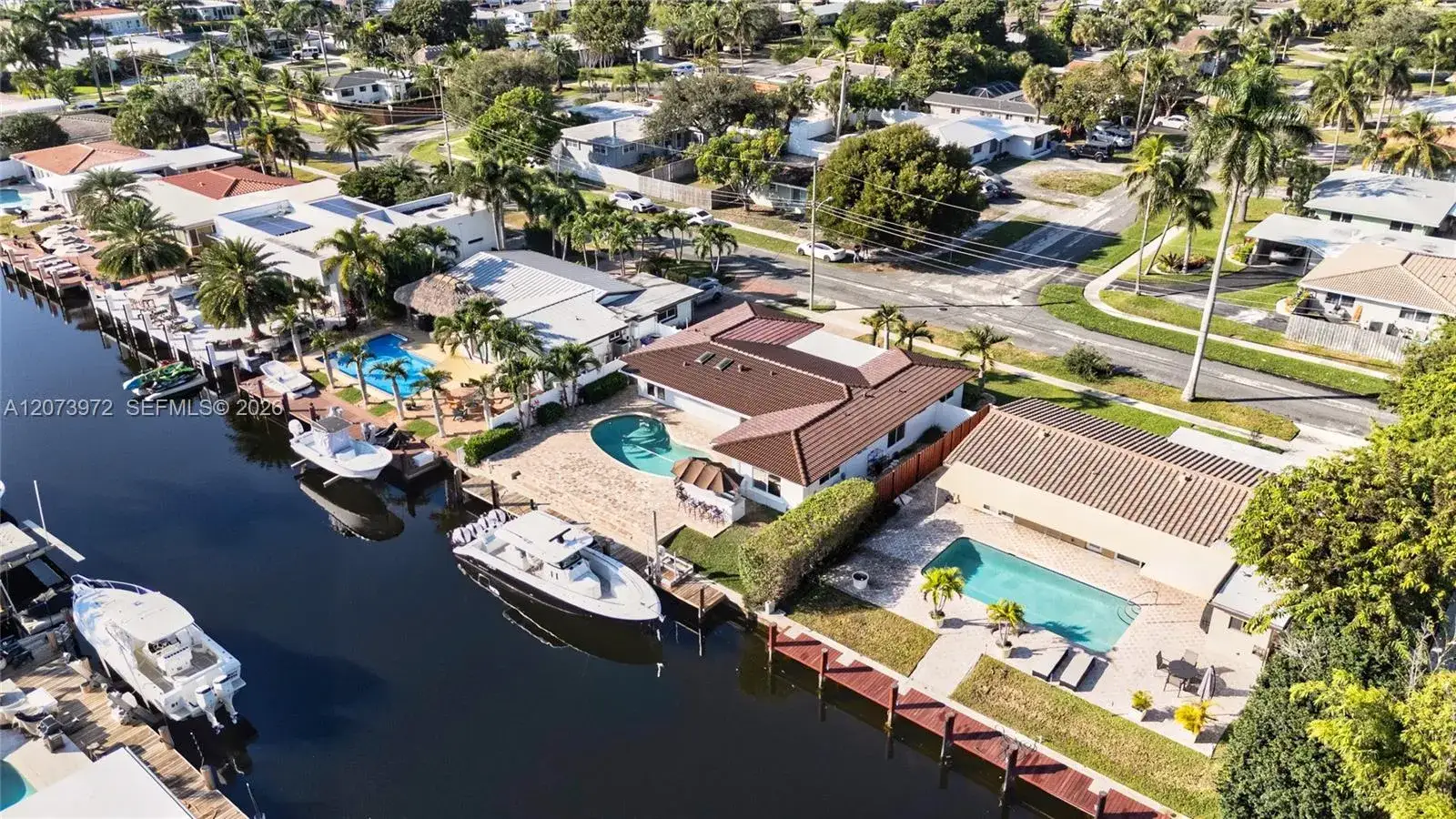 3 bedroom 3 bath Residential for sale at 800 SE 3rd Ter, Pompano Beach FL 33060