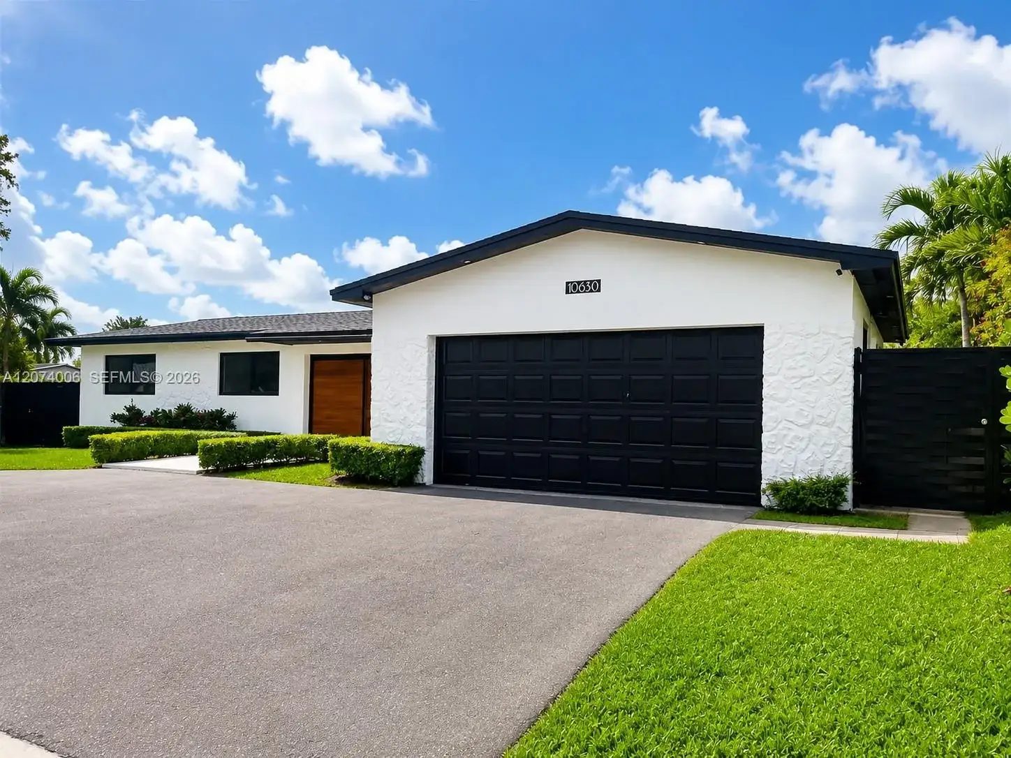 4 bedroom 3 bath Residential for sale at 10630 NW 19th Pl, Pembroke Pines FL 33026