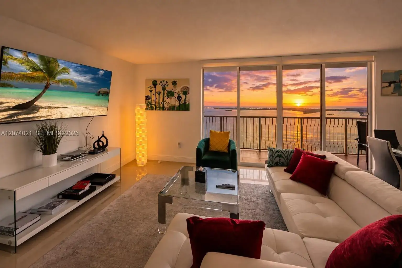 3 bedroom 2 bath Residential for sale at 1200 Brickell Bay Dr # 3701, Miami FL 33131