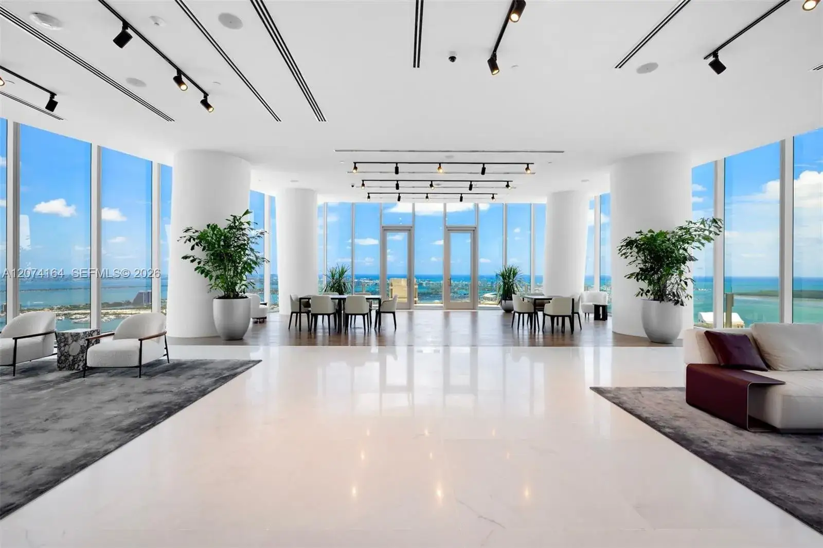 1 bath Residential Lease for rent at 300 Biscayne Blvd Way # 1005, Miami FL 33131