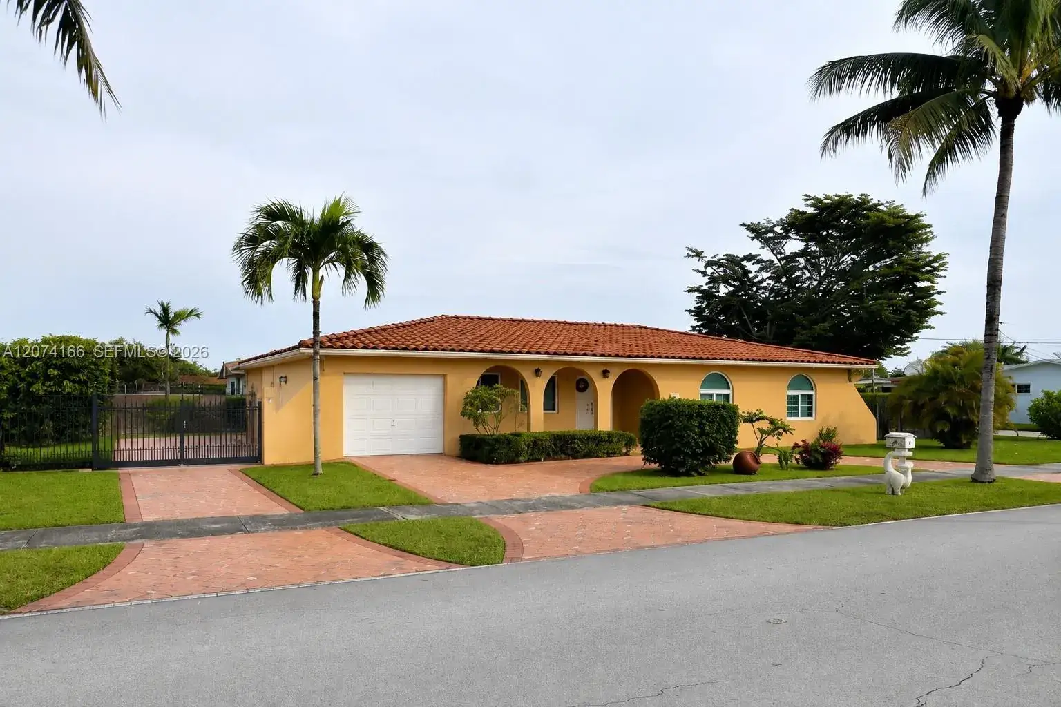 5 bedroom 4 bath Residential for sale at 9461 SW 62nd St, Miami FL 33173
