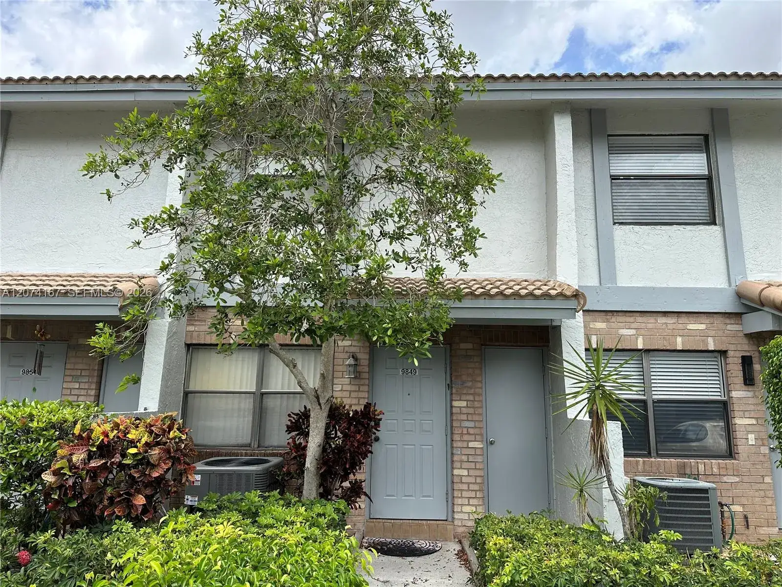 2 bedroom 2 bath Residential for sale at 9849 S Riverside Dr # 26, Coral Springs FL 33071