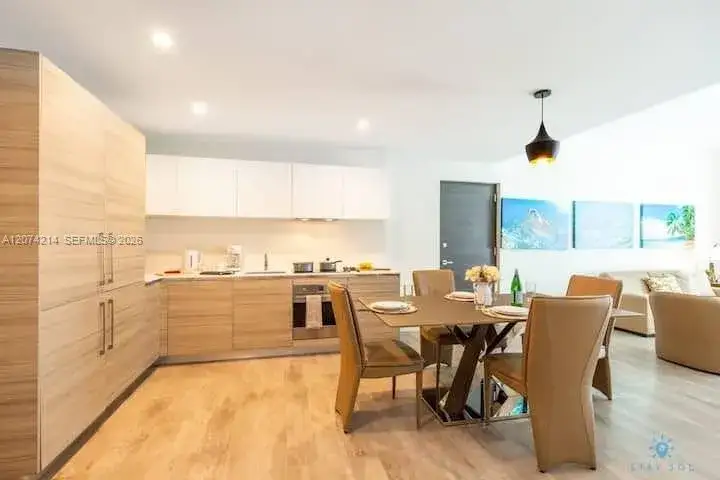 1 bedroom 1 bath Residential for sale at 777 N Ocean Dr # N423, Hollywood FL 33019