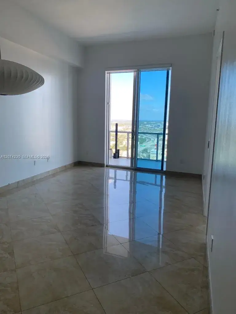 2 bedroom 2 bath Residential for sale at 185 SW 7th St # 4303, Miami FL 33130