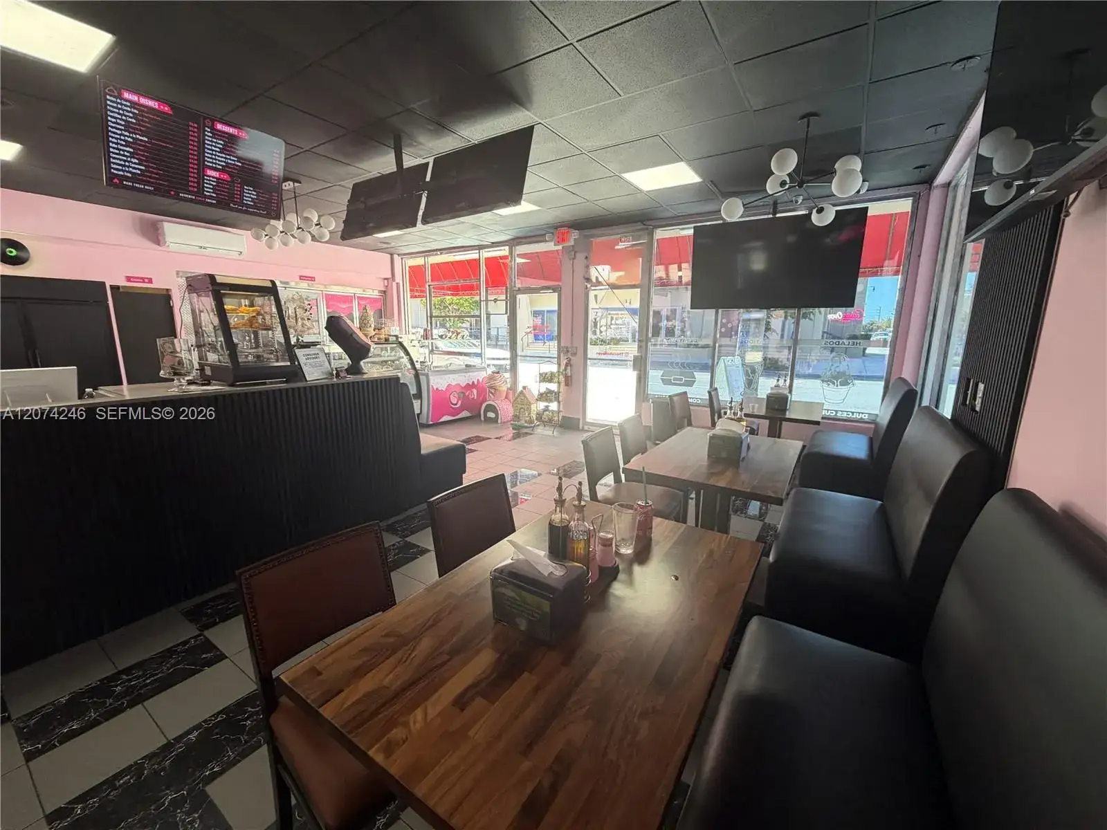 Commercial Sale for sale at Restaurant E For Rent, Hialeah FL 33010