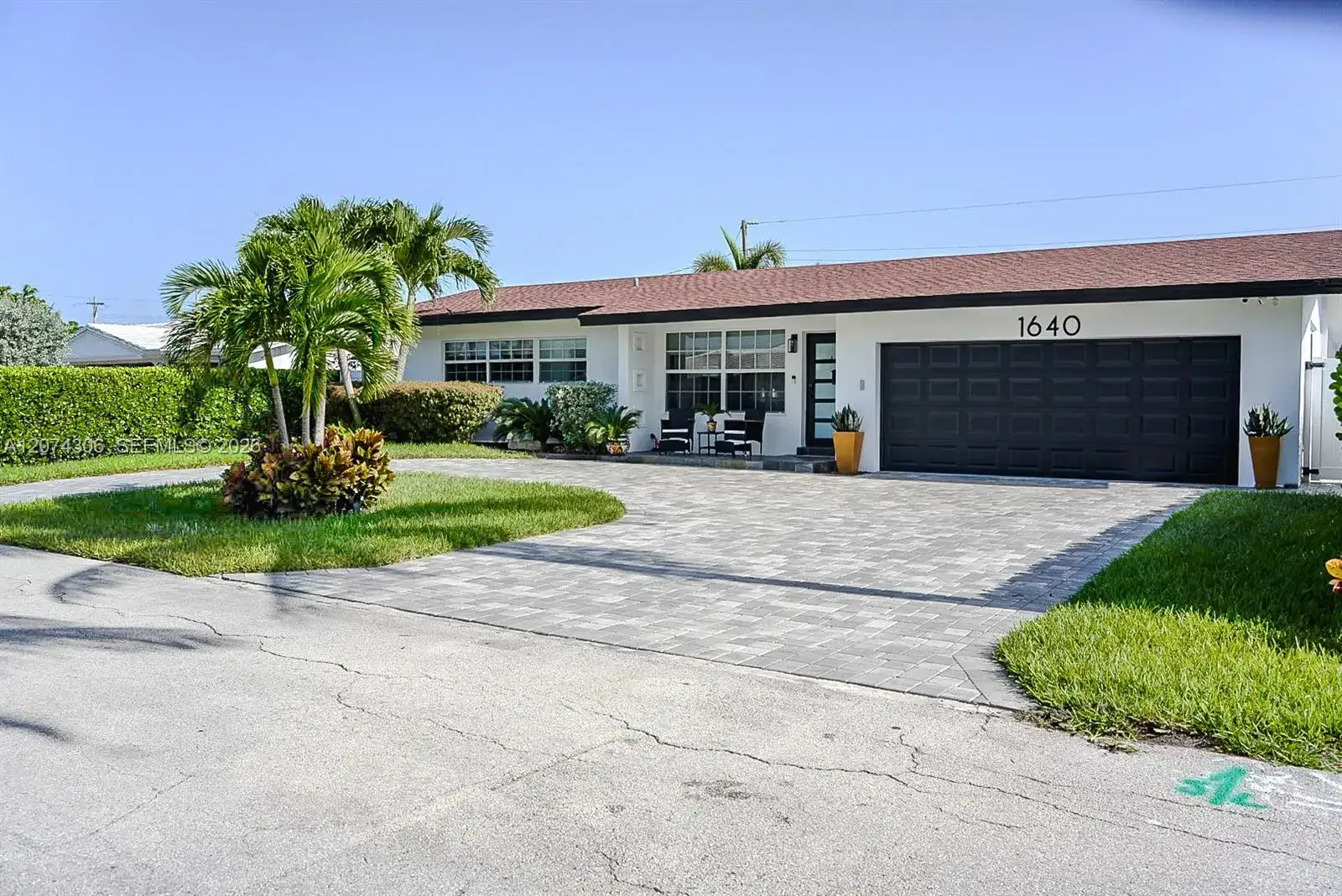 3 bedroom 3 bath Residential for sale at 1640 NE 59th Pl, Fort Lauderdale FL 33334