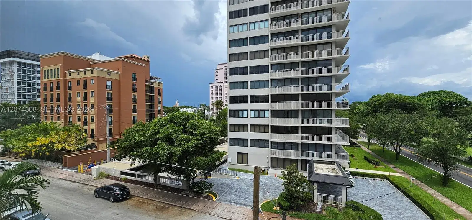 2 bedroom 2 bath Residential for sale at 650 Coral Way # 404, Coral Gables FL 33134