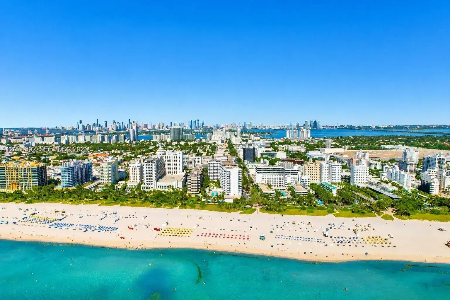 1 bath Residential for sale at 100 Lincoln Rd # 631, Miami Beach FL 33139