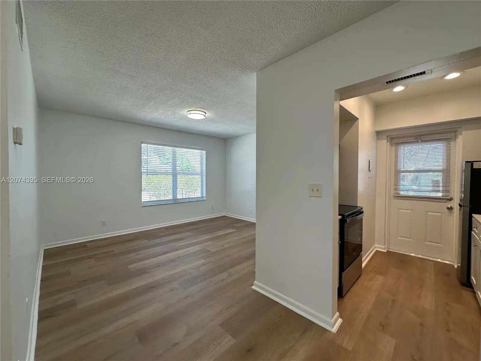 1 bedroom 1 bath Residential Lease for rent at 2822 Van Buren St # 101, Hollywood FL 33020