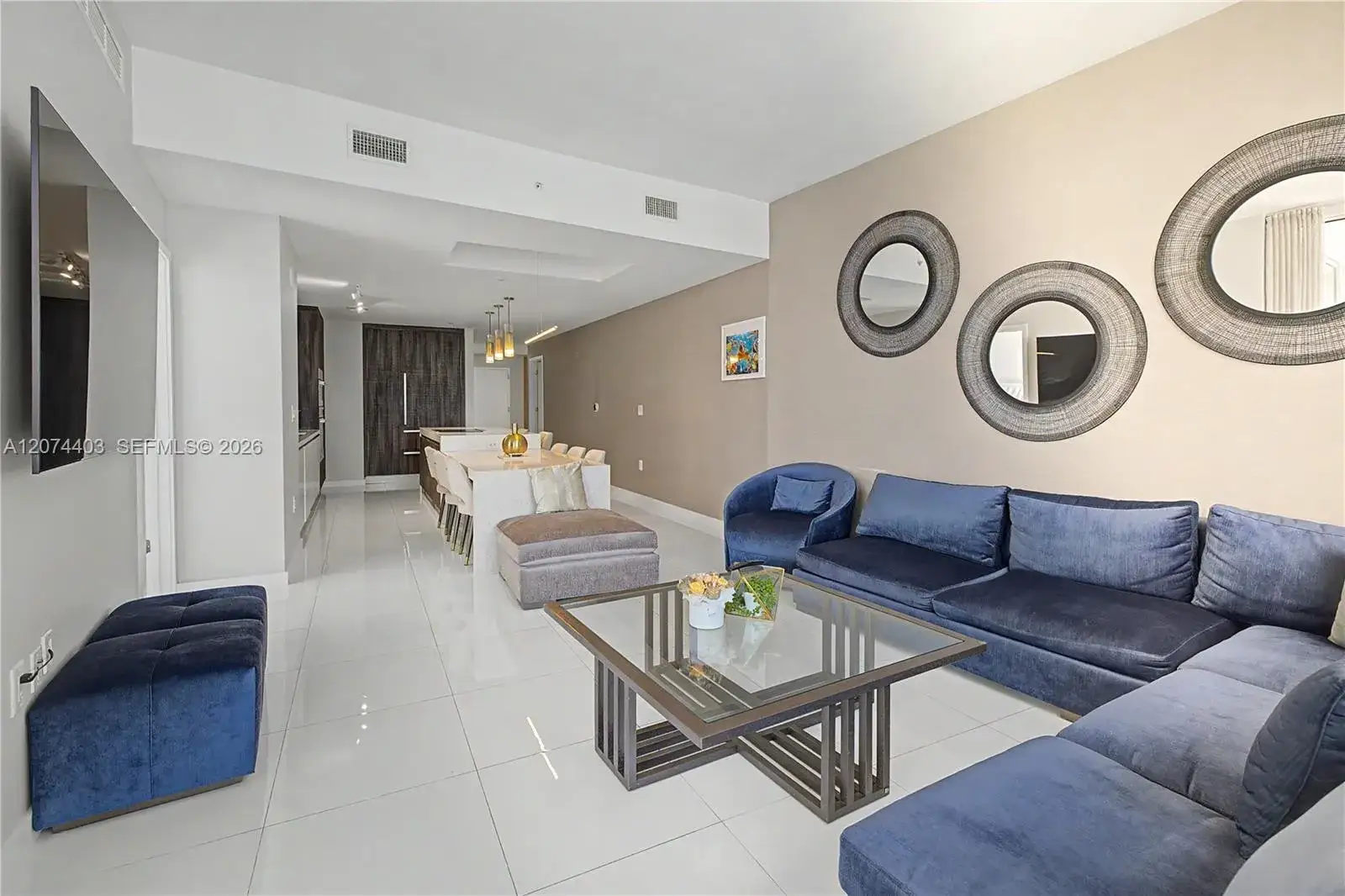 851 NE 1st Ave # 3301, Miami FL 33132