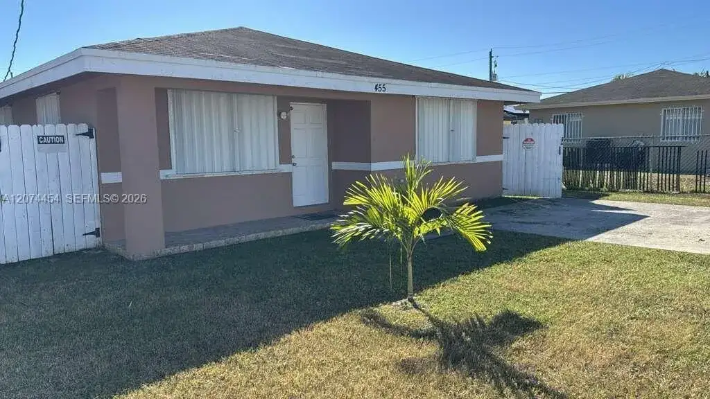 3 bedroom 2 bath Residential for sale at 455 NW 14th St, Florida City FL 33034