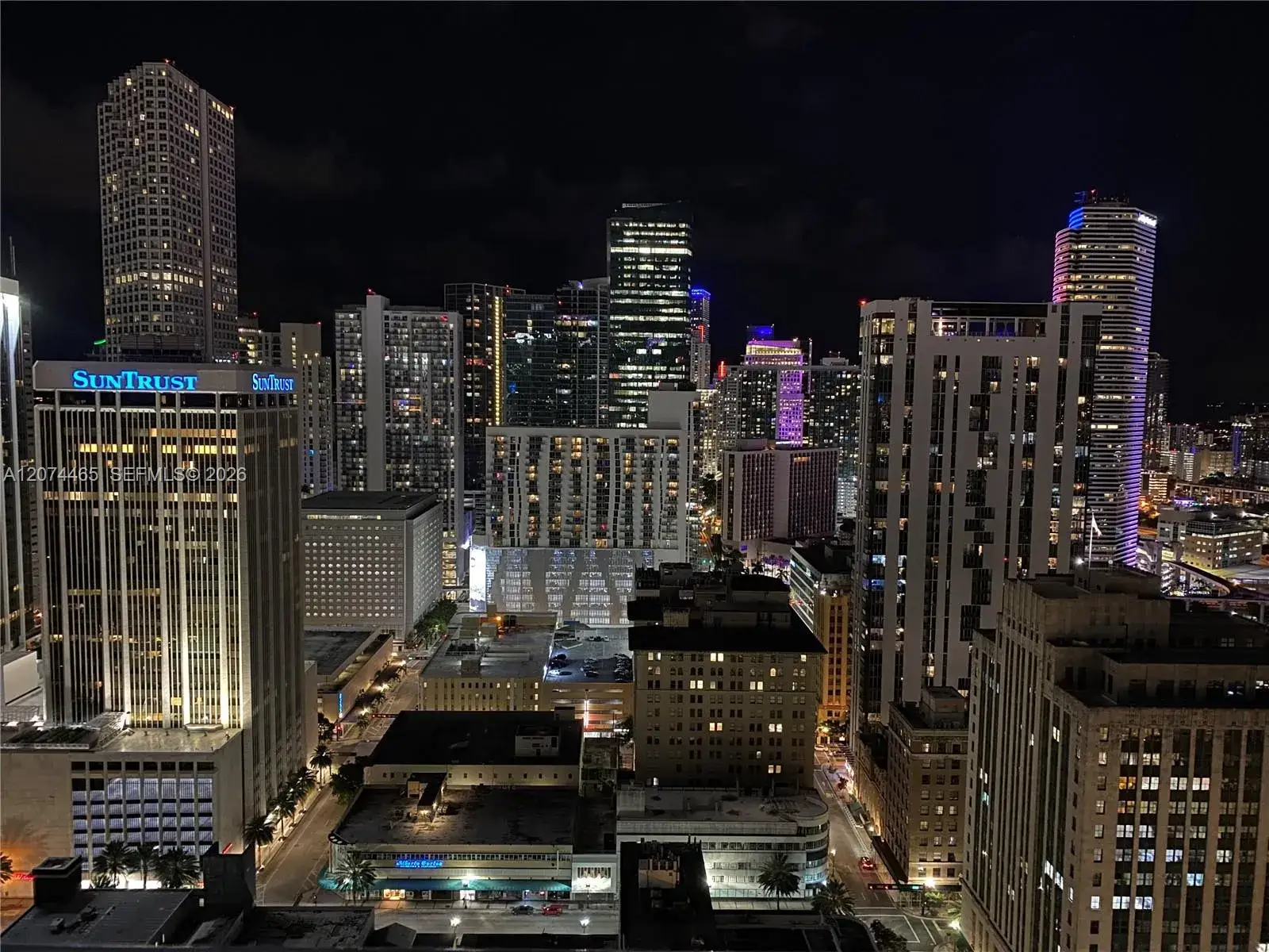 1 bedroom 1 bath Residential Lease for rent at 133 NE 2nd Ave # 3404, Miami FL 33132