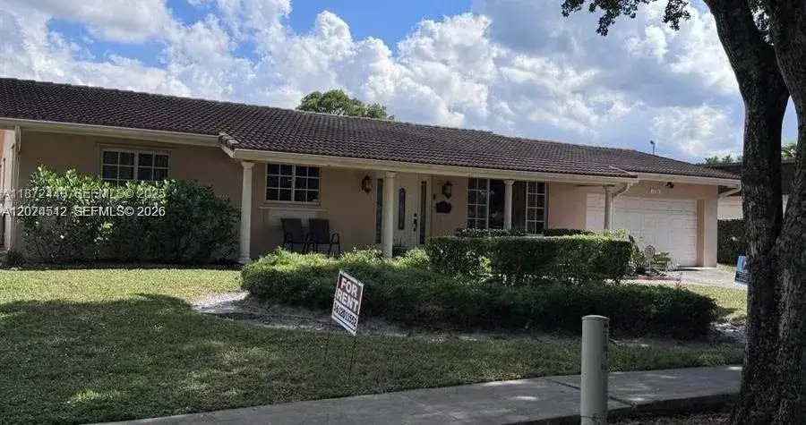 4 bedroom 2 bath Residential Lease for rent at 1230 NW 74th Ave # 1230, Plantation FL 33313