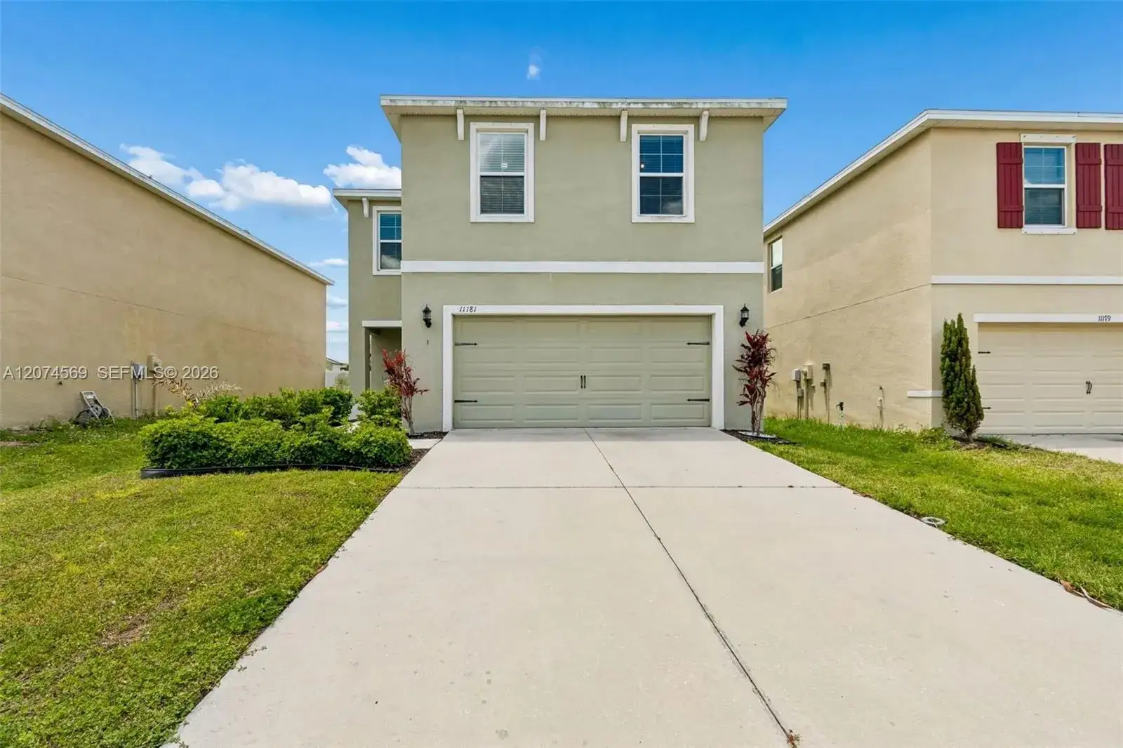 4 bedroom 2 bath Residential for sale at 11181 Leland Groves dr, Tampa FL 33579