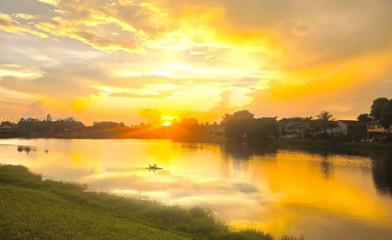 3 bedroom 2 bath Residential for sale at 6745 NW 169th St # 14F, Hialeah FL 33015