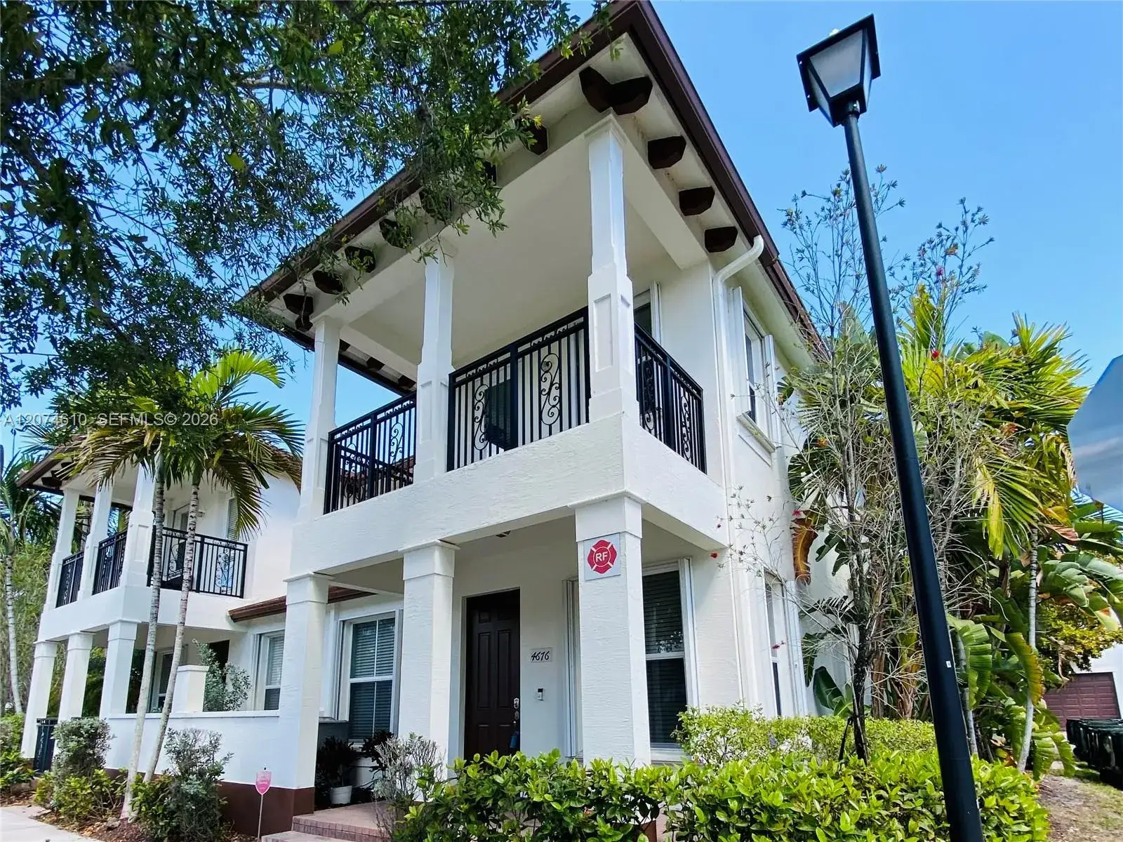3 bedroom 2 bath Residential for sale at 4676 Monarch Way, Coconut Creek FL 33073