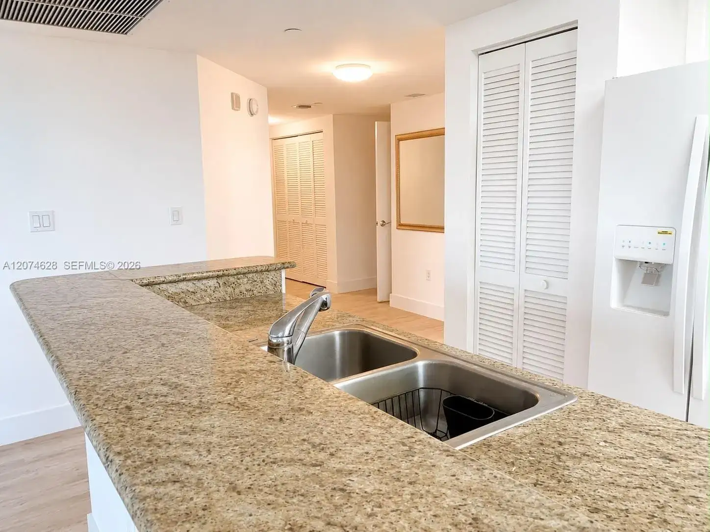 2 bedroom 2 bath Residential Lease for rent at 19501 W Country Club Dr # 408, Aventura FL 33180