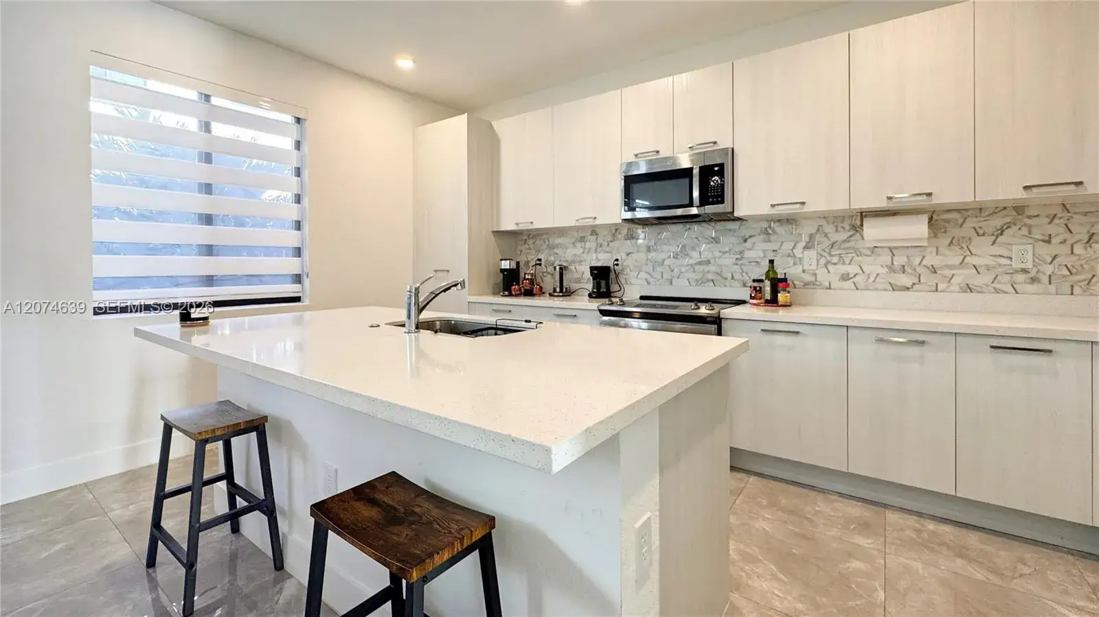 4 bedroom 3 bath Residential for sale at 13659 SW 158th Ave, Miami FL 33196