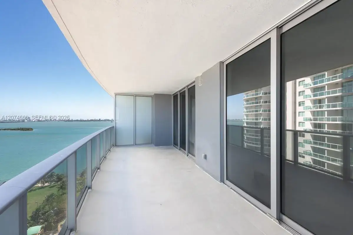 1 bedroom 2 bath Residential for sale at 488 NE 18th St # 1907, Miami FL 33132