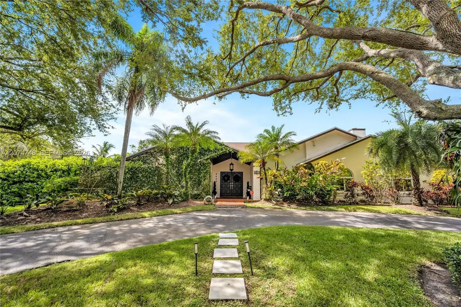 5 bedroom 3 bath Residential for sale at 8440 SW 182nd Ter, Palmetto Bay FL 33157