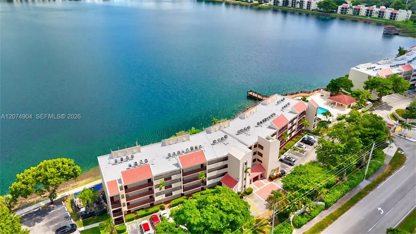 2 bedroom 2 bath Residential for sale at 114 Lake Emerald Dr # 409, Oakland Park FL 33309