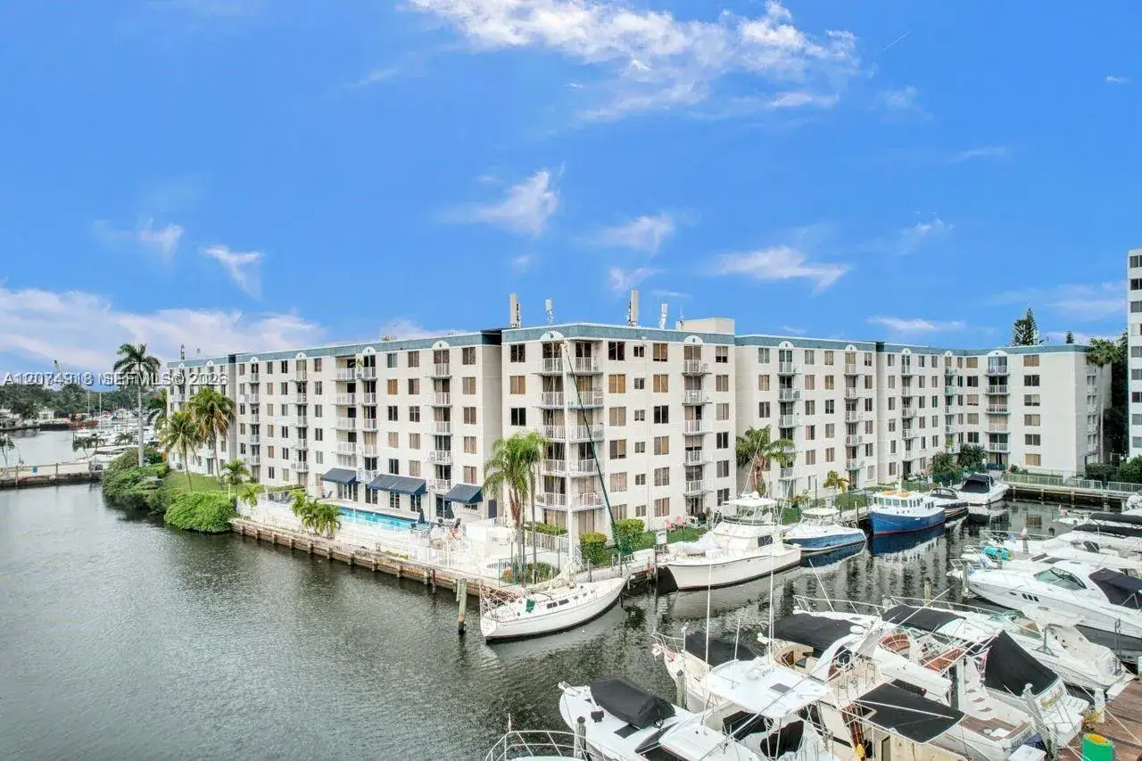 2 bedroom 2 bath Residential Lease for rent at 1720 NW N River Dr # 210, Miami FL 33125