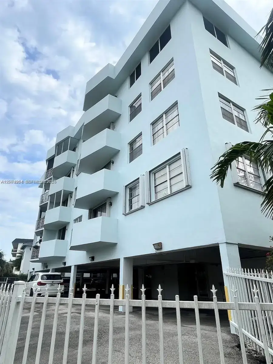 2 bedroom 2 bath Residential for sale at 1990 Marseille Dr # 206, Miami Beach FL 33141