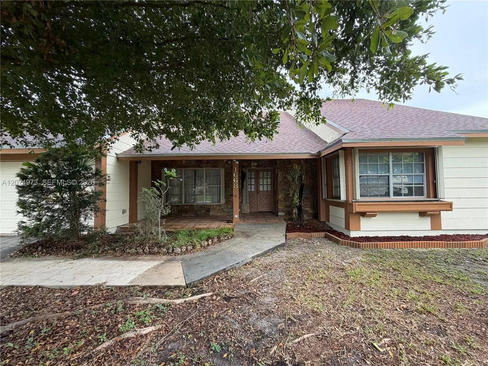 4 bedroom 2 bath Residential Lease for rent at 1668 N Goldeneye Ln # 0, Homestead FL 33035