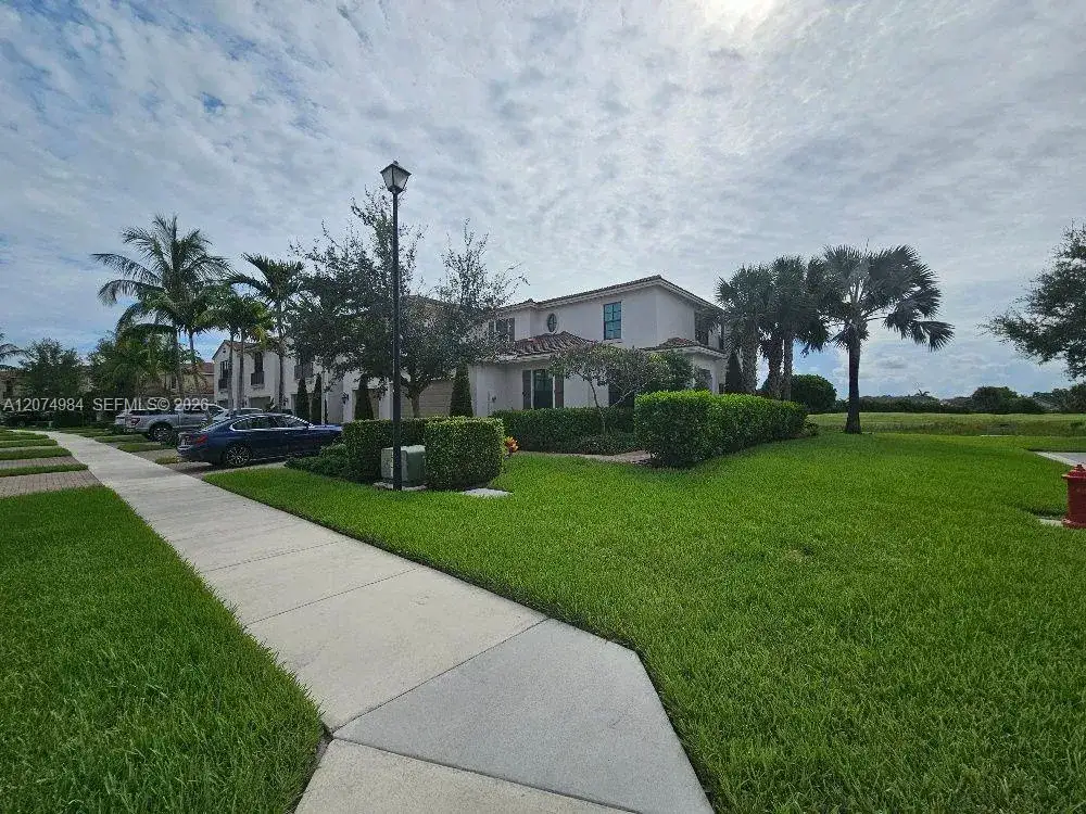 3 bedroom 3 bath Residential Lease for rent at 10226 Akenside Dr, Boca Raton FL 33428