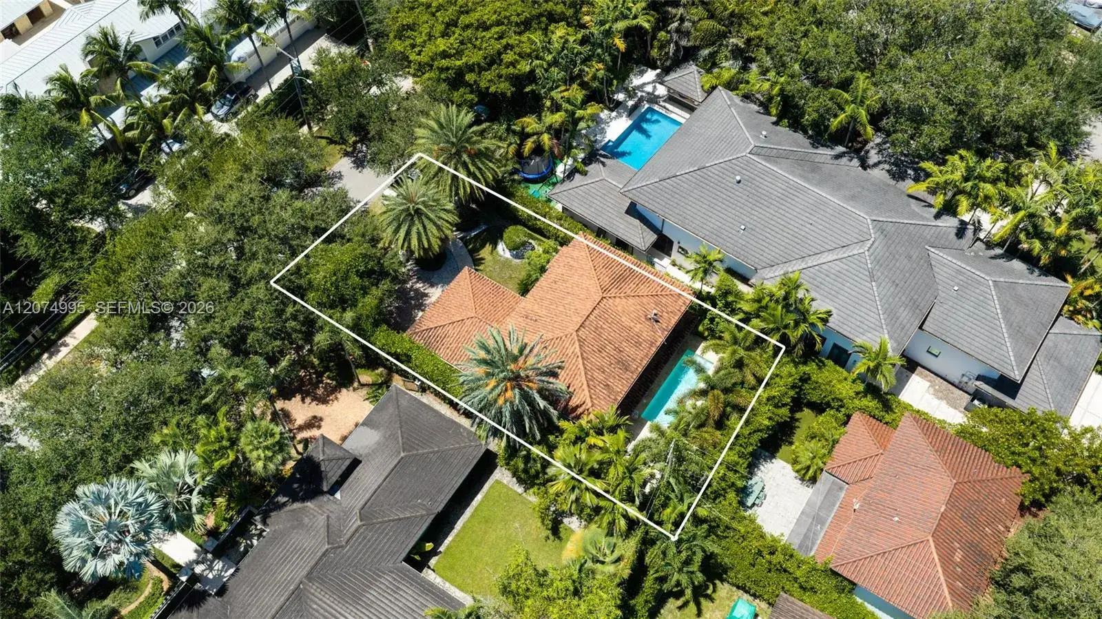 4 bedroom 2 bath Residential for sale at 1043 Alfonso Ave, Coral Gables FL 33146