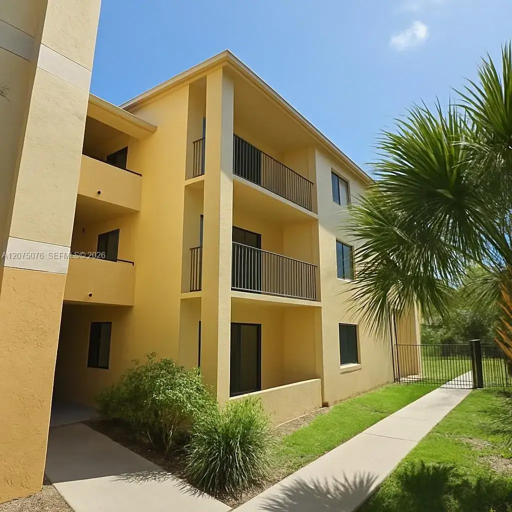 1 bedroom 1 bath Residential Lease for rent at 9999 Summerbreeze Dr # 216, Sunrise FL 33322