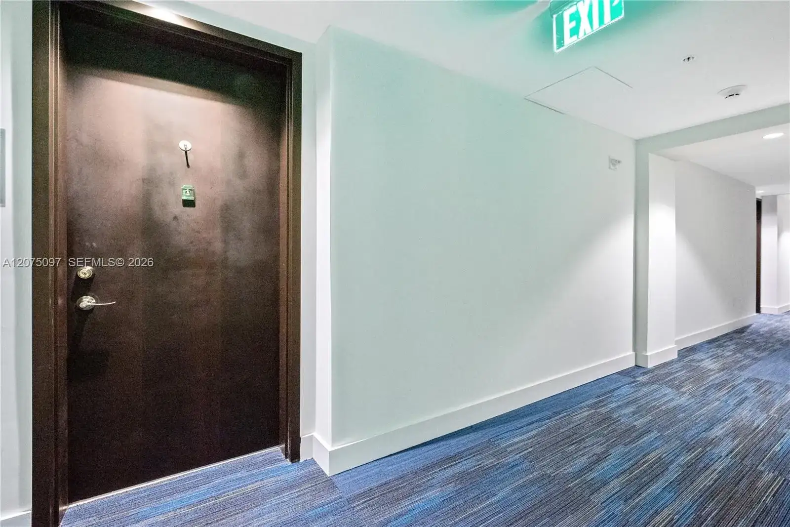 2 bedroom 2 bath Residential Lease for rent at 999 SW 1st Ave # 2504, Miami FL 33130