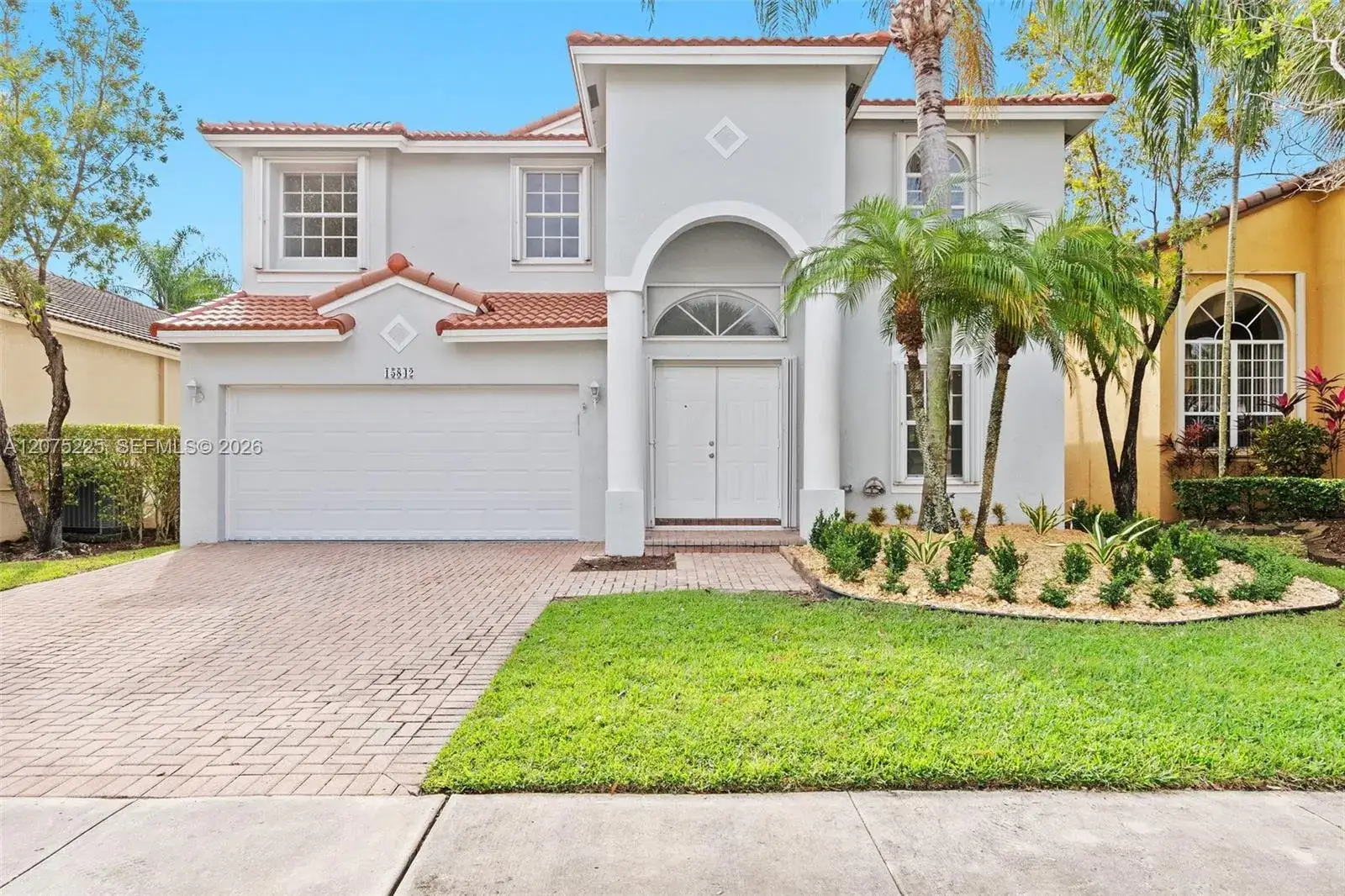 5 bedroom 3 bath Residential for sale at 15842 SW 14 ST, Pembroke Pines FL 33027