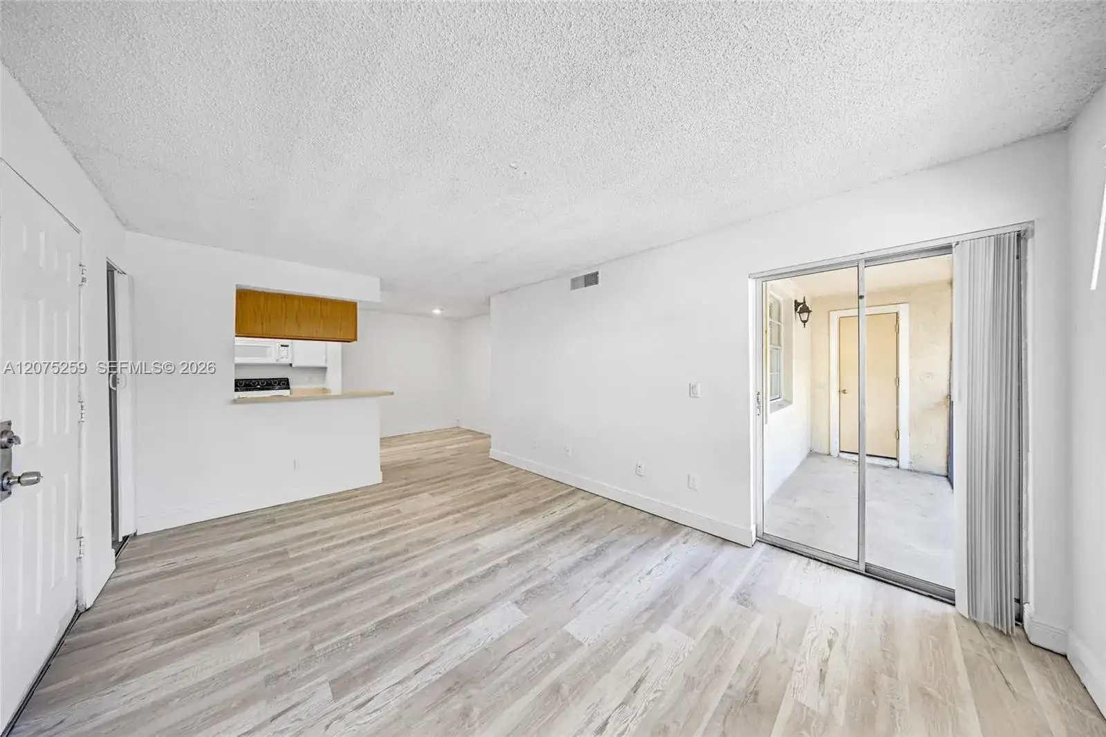 2 bedroom 1 bath Residential for sale at 1237 SW 46th Ave # 806, Pompano Beach FL 33069