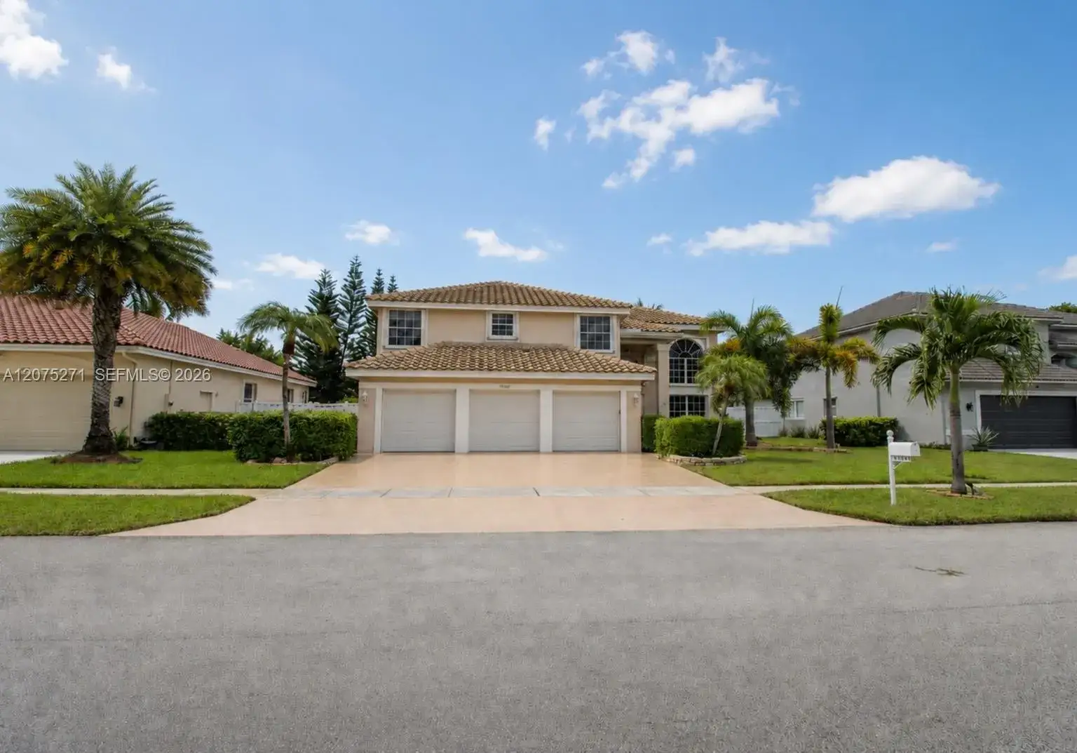 4 bedroom 3 bath Residential for sale at 18341 NW 10th St, Pembroke Pines FL 33029